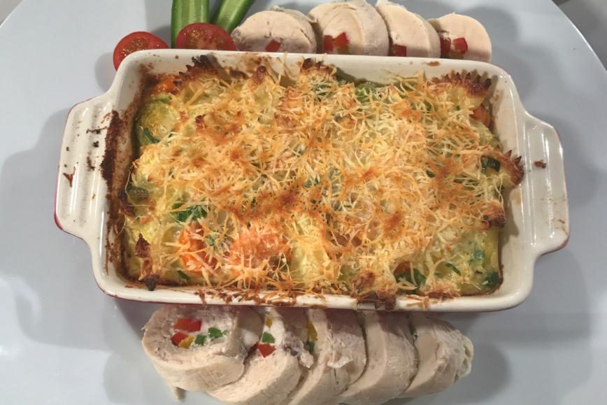 Recept za gratinirane testenine z zimsko zelenjavo in piščančji galantin